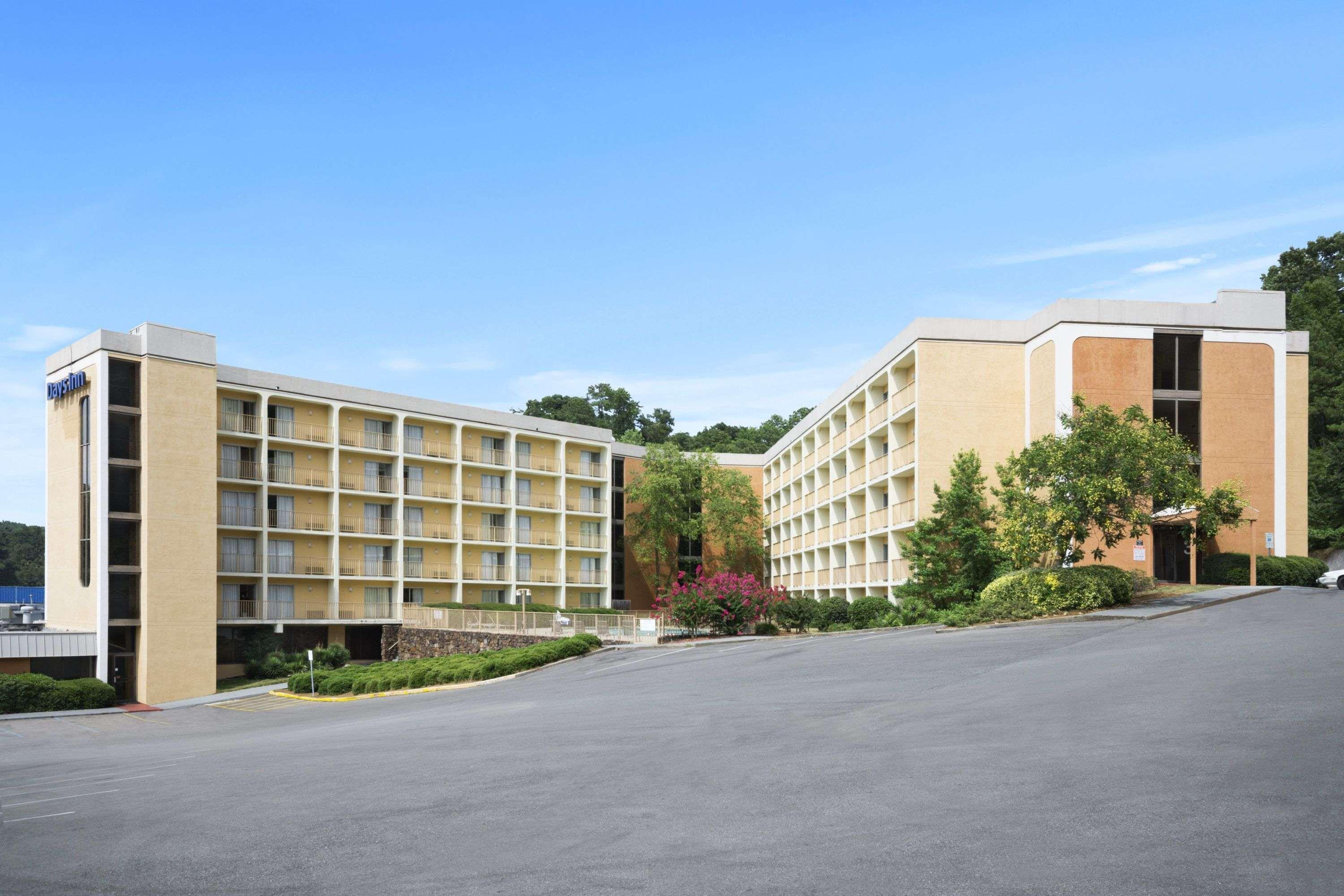 Days Inn By Wyndham Birmingham Al Hoover Bagian luar foto